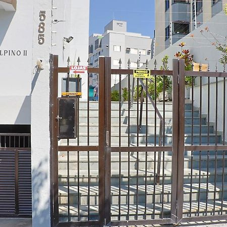 Apto A 500 Metros Da Praia Da Enseada 과루자 외부 사진
